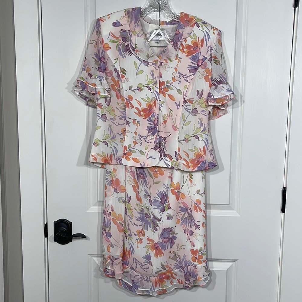 Danny & Nicole 2 piece set skirt and shirt
